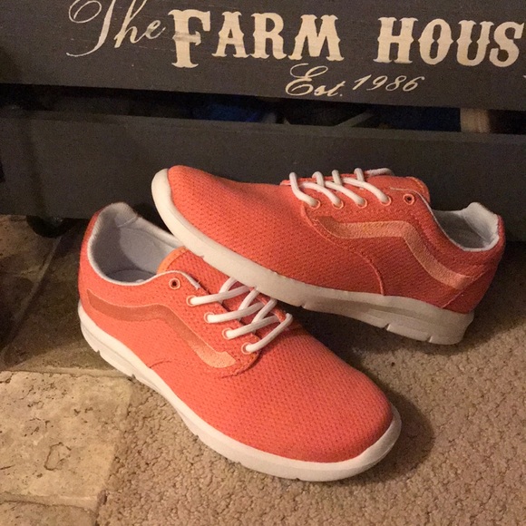 vans peach mesh slip on